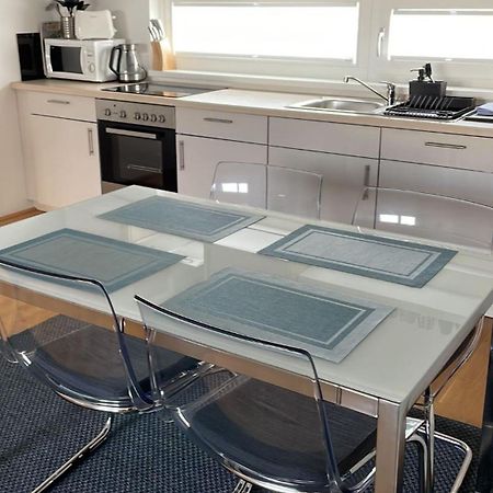 2 Bedroom Apartment Next To Metro U1 And Garage Parking Wien Eksteriør bilde
